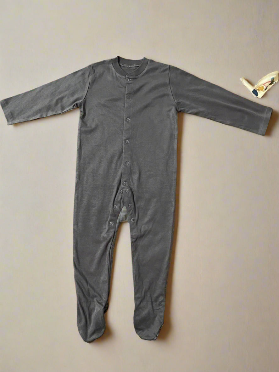 Grey Sleepsuit for babies jumpsuit bodysuit